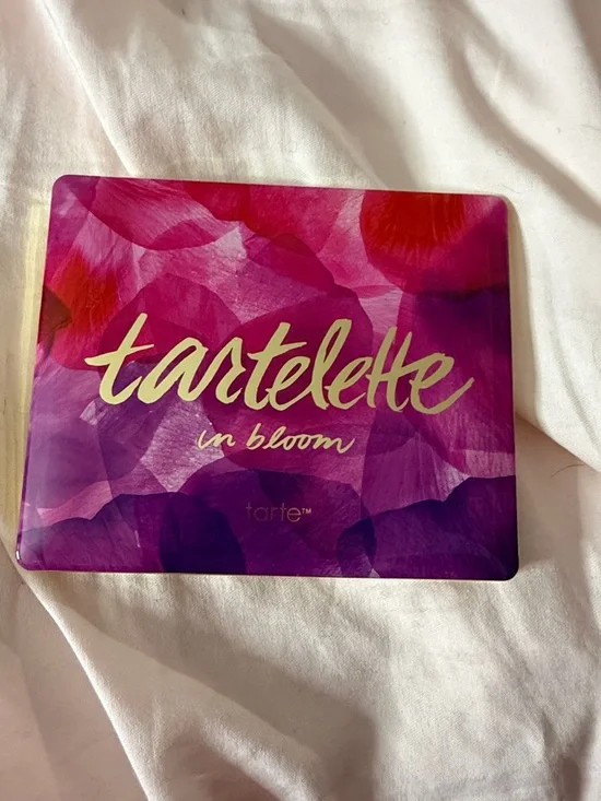 tarte Tartelette in Bloom Eyeshadow Palette - Purple & Gold Packaging - Picture 2 of 4